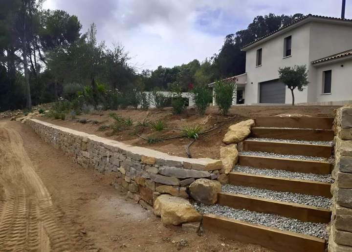  Construction de murs en pierres Le Castellet