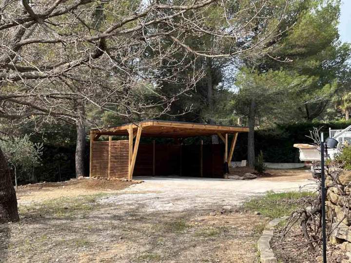 Installation d'un carport au Castellet